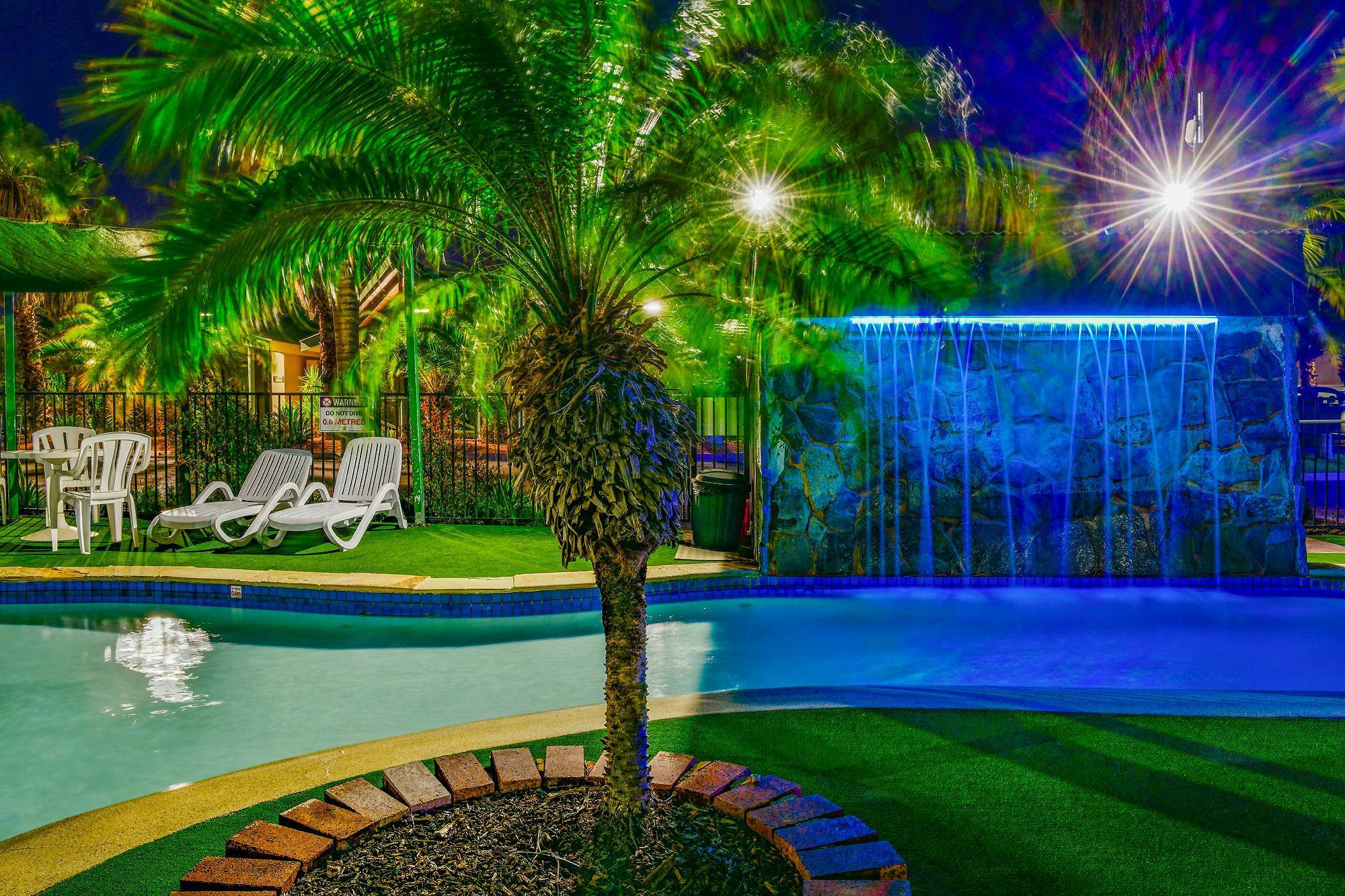 Desert Palms Alice Springs Motel Exterior photo