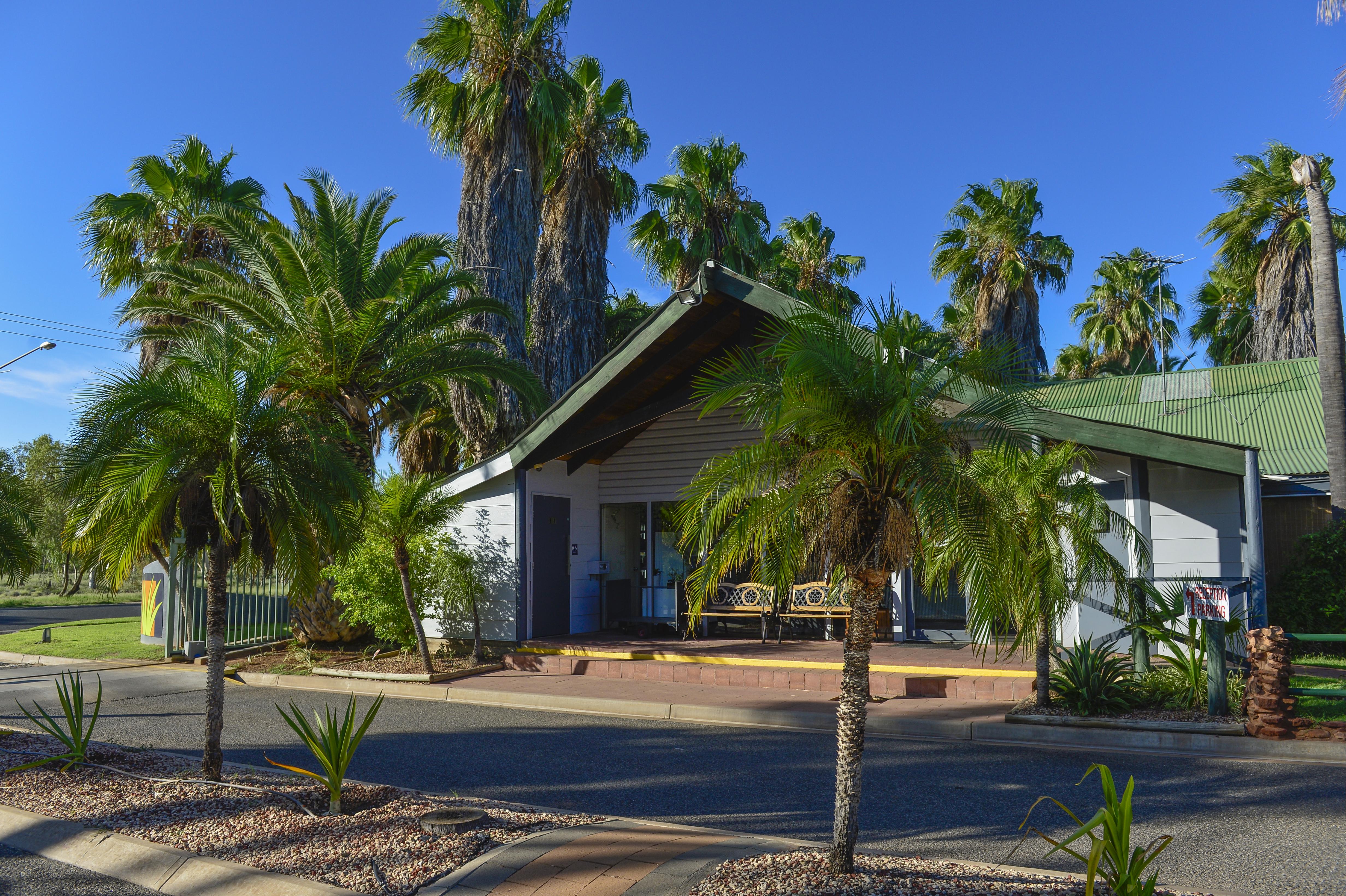 Desert Palms Alice Springs Motel Exterior photo