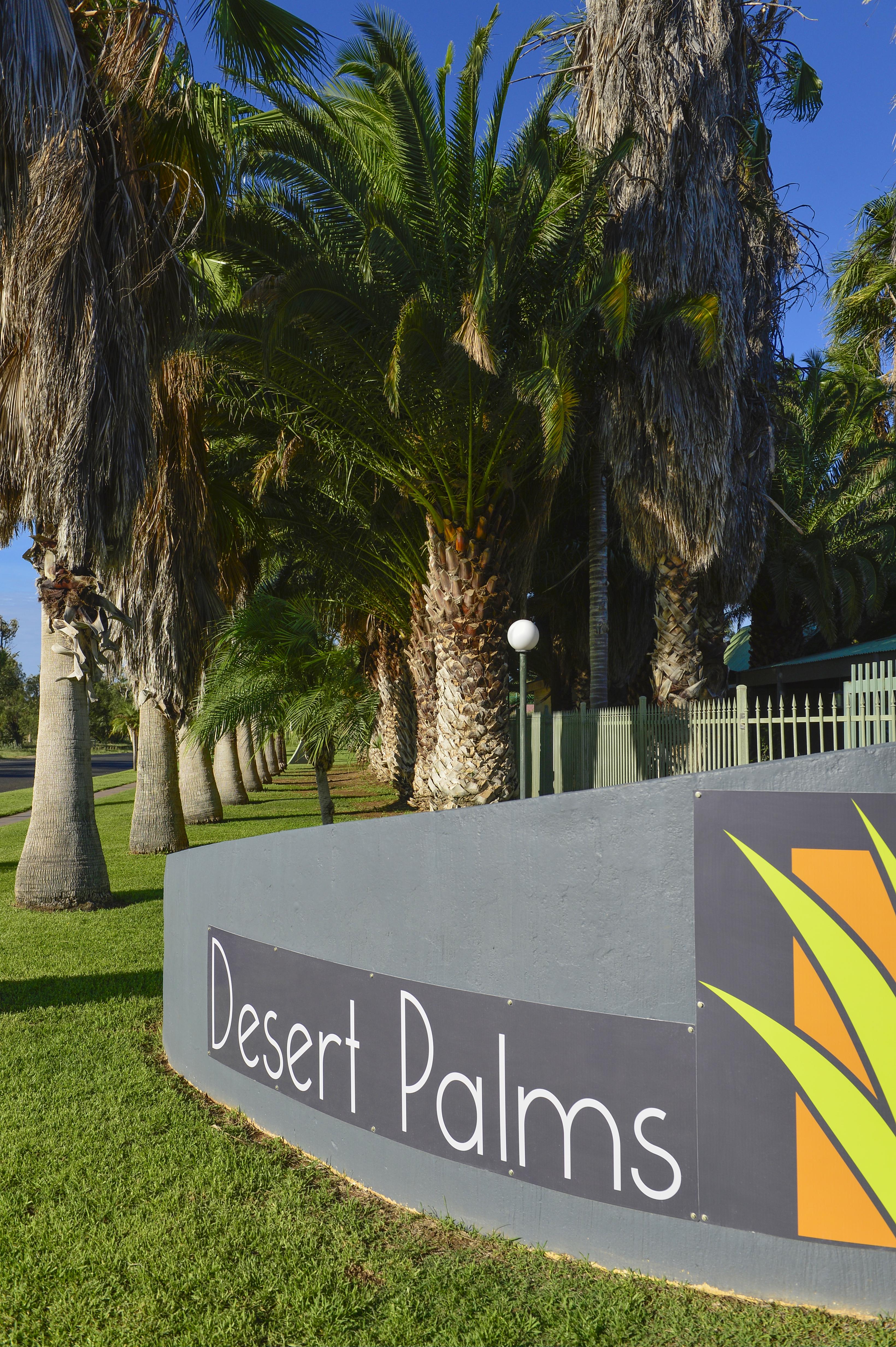 Desert Palms Alice Springs Motel Exterior photo