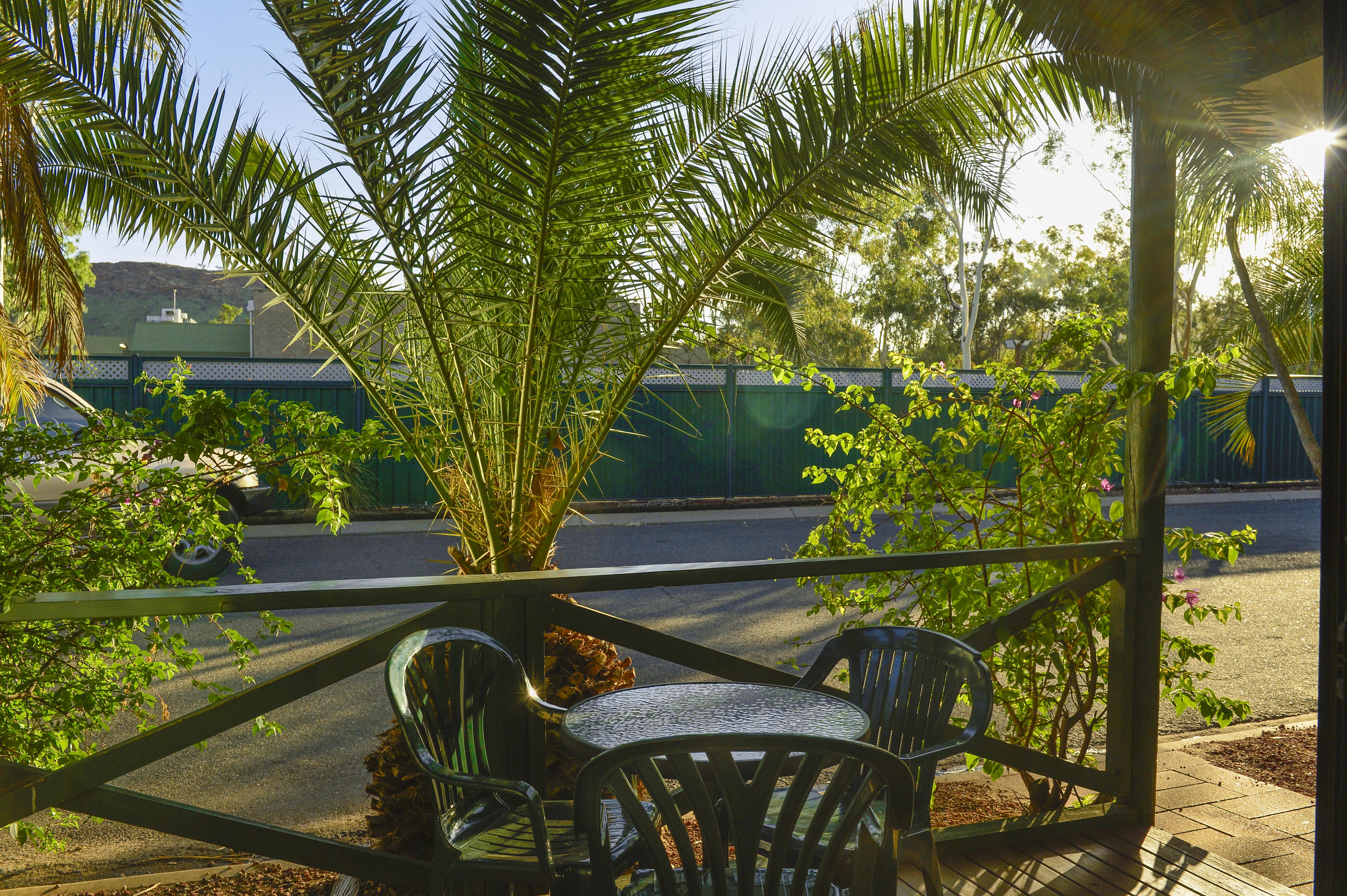 Desert Palms Alice Springs Motel Exterior photo