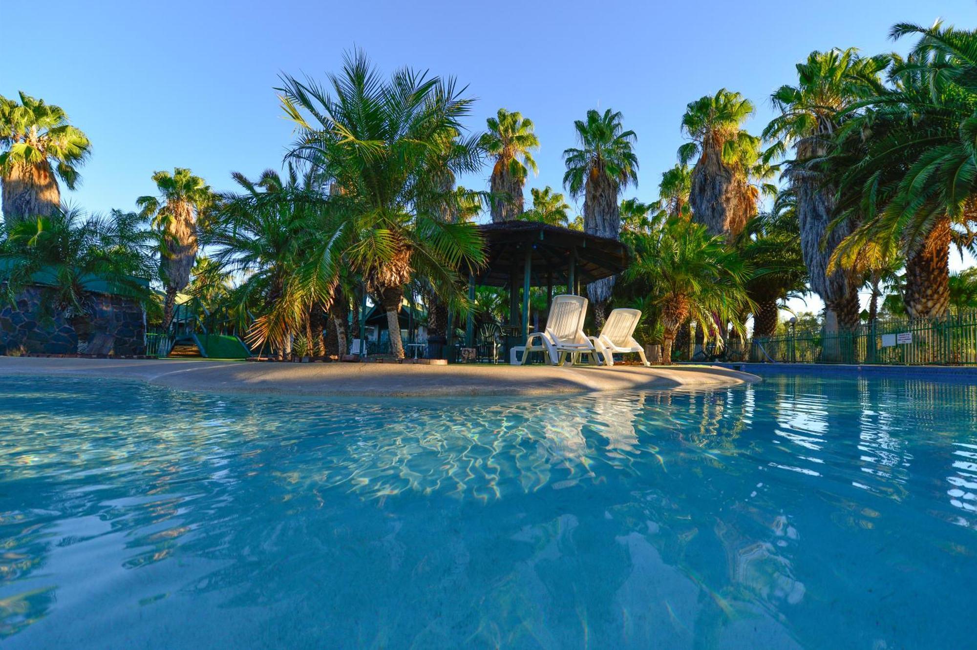 Desert Palms Alice Springs Motel Exterior photo